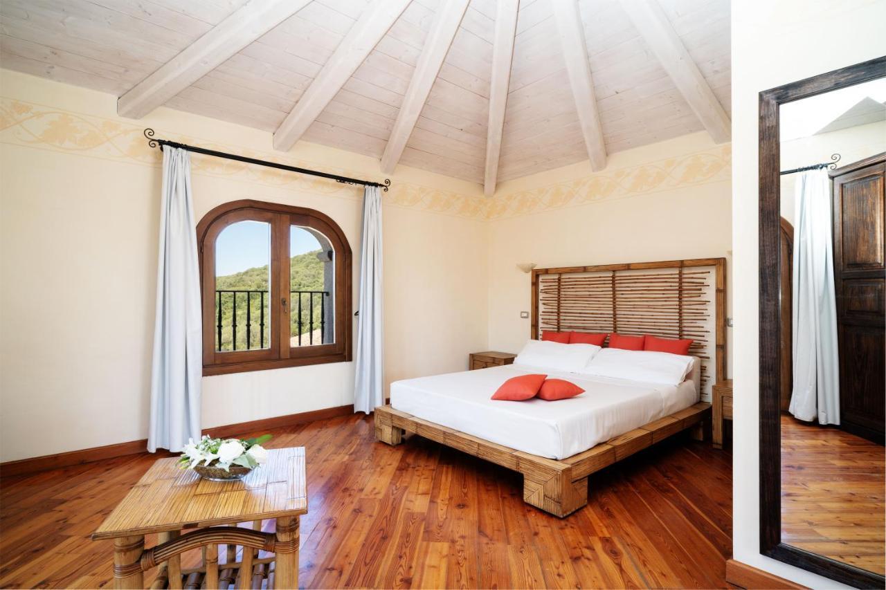 Lh Hotel Pozzo Sacro Olbia Dış mekan fotoğraf