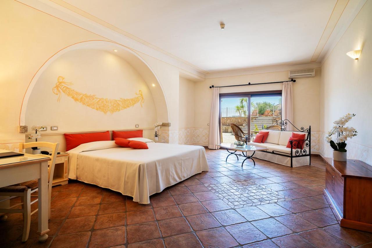 Lh Hotel Pozzo Sacro Olbia Dış mekan fotoğraf