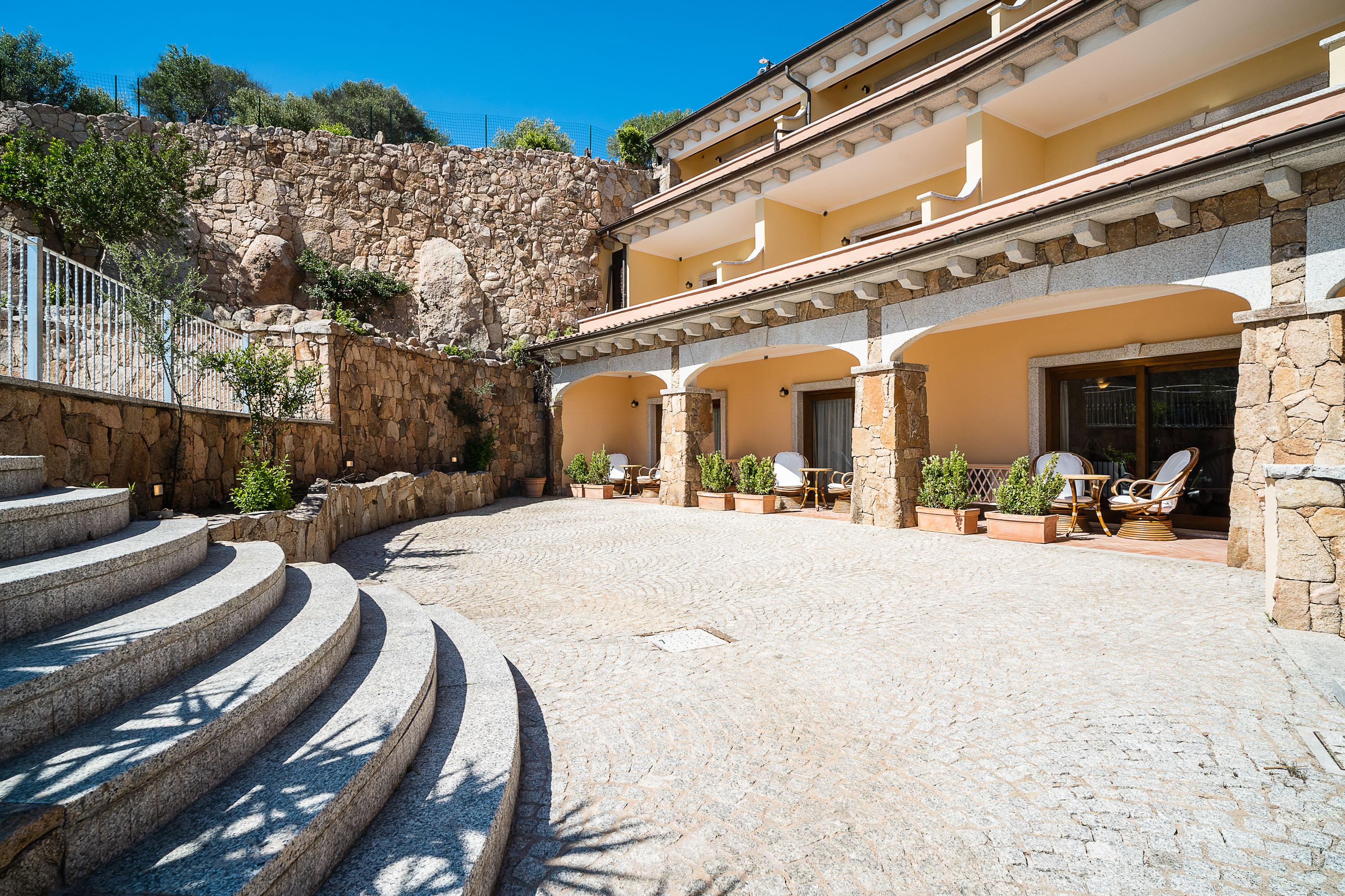 Lh Hotel Pozzo Sacro Olbia Dış mekan fotoğraf